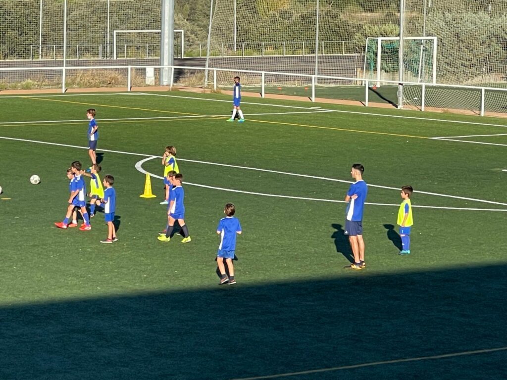 Escola de Futebol na região de Madrid do FC Villanueva del Pardilho, Universidade do Futebol